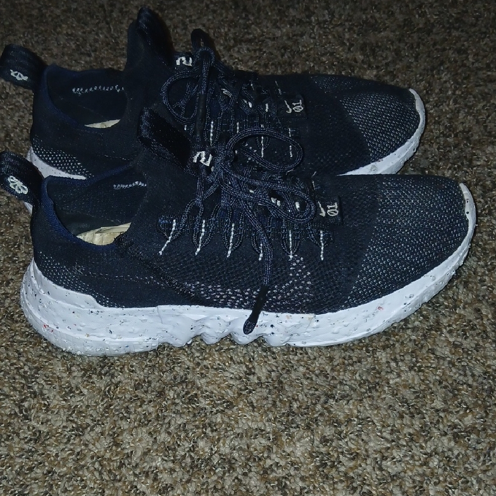 Womens Nike Space Hippie 01 Navy Blue Sneakers Sz: 9